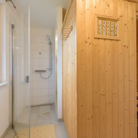 Strandhaus Lucky, Sauna, Garten, Kamin, Strandnah Glowe