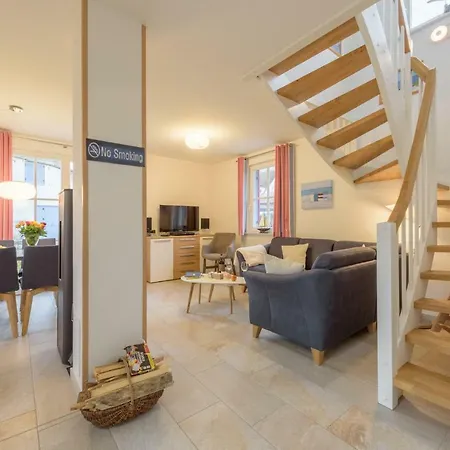 Strandhaus Lucky, Sauna, Garten, Kamin, Strandnah Holiday home Glowe